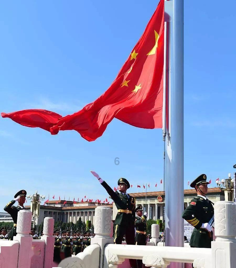 伊朗打响复仇战会失控吗？15万发火箭弹对准以色列：美航母已逃跑