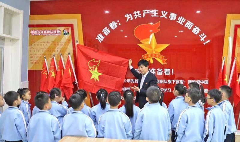 大江大河3：如花似玉的秘书，160万的车，暗示雷东宝即将大难